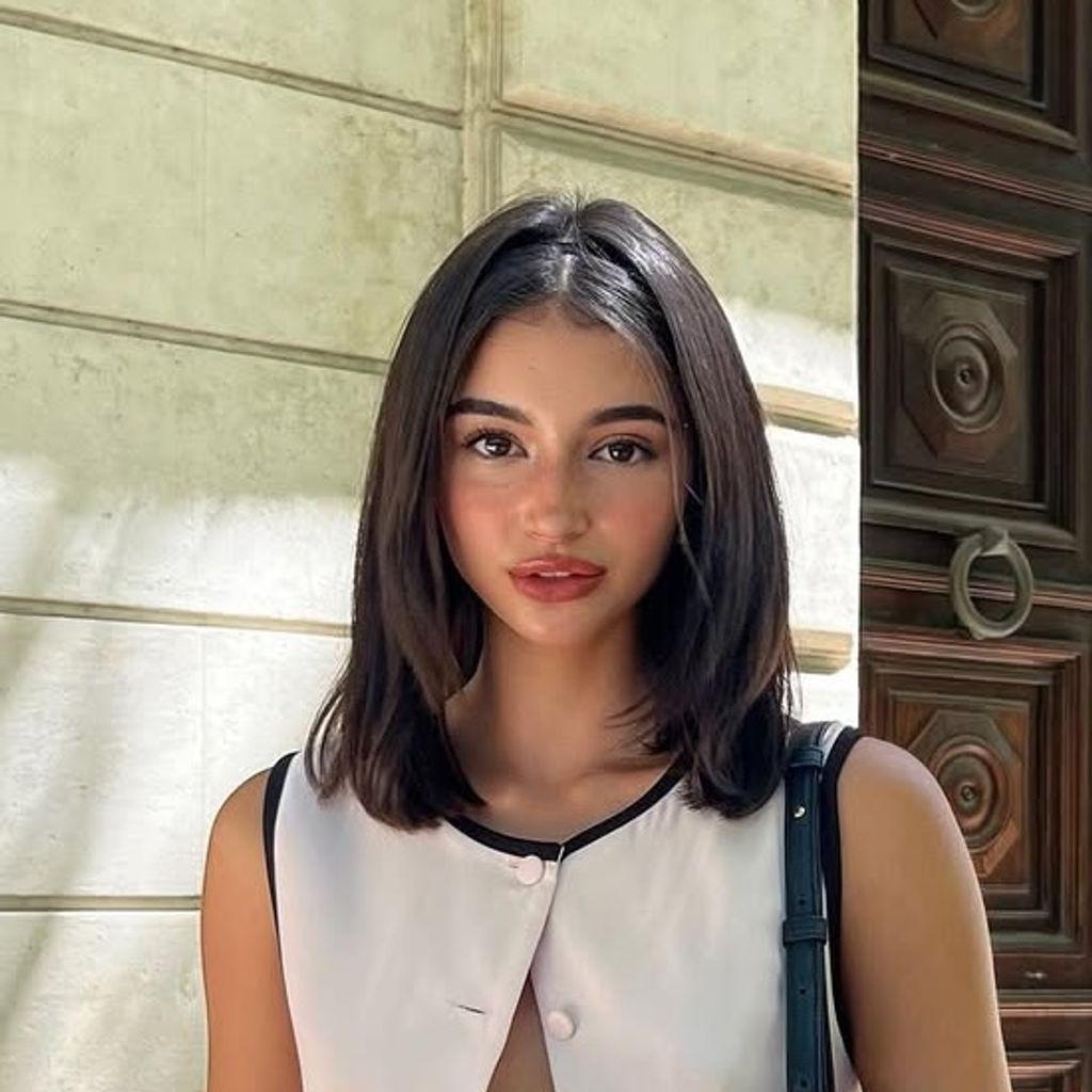 Classic Lob hairstyle