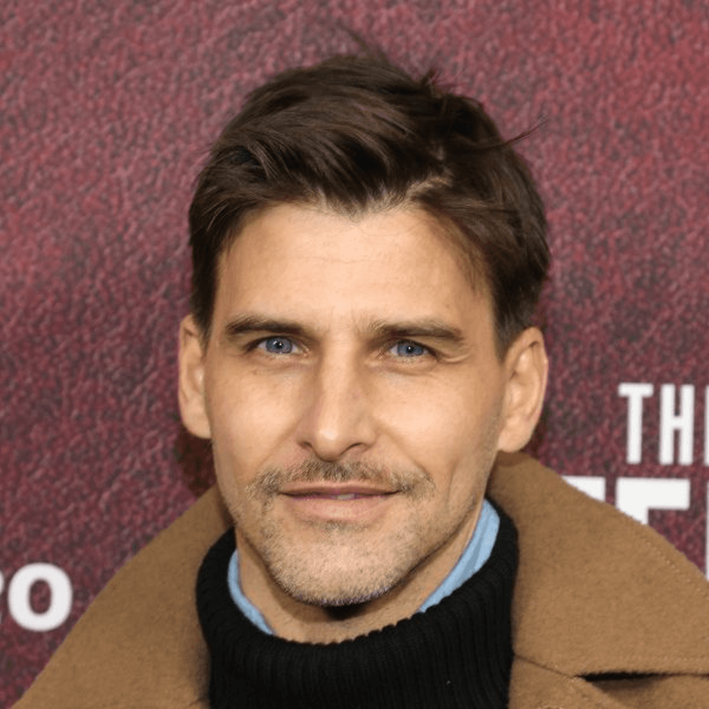 Classic Side Part hairstyle