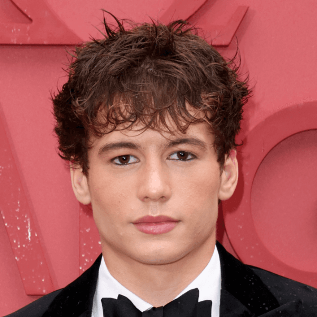 Textured Tousled Fringe hairstyle