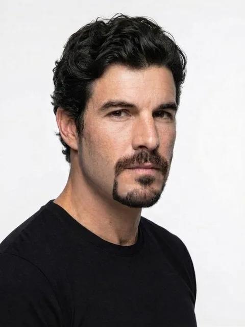 Chin Strap Beard, a beard for a long face