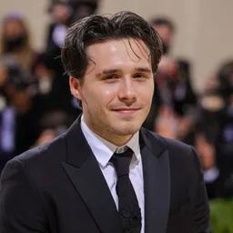 Tousled Curtain Fringe