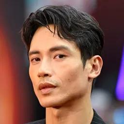 Tousled Side Part hairstyle